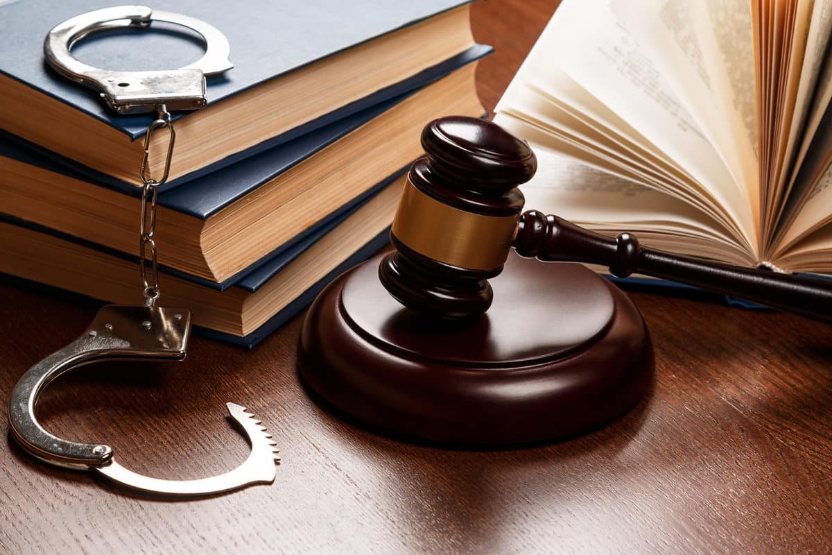 Best criminal lawyer in Raiganj providing court representation for a criminal defence case