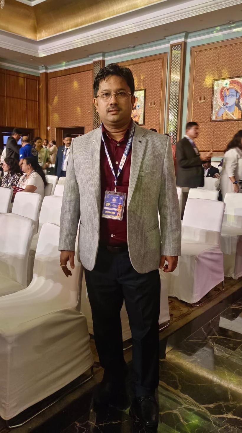 Best Lawyer in Raiganj — Advocate Koustav Sinha in his law office